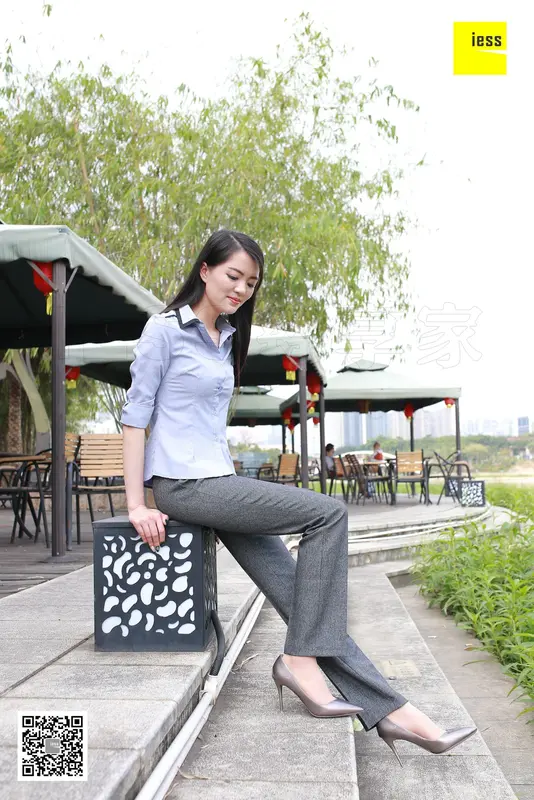 [IESS异思趣向] 2018.05.12 丝享家231:《御姐短丝西装裤》双双 - IESS